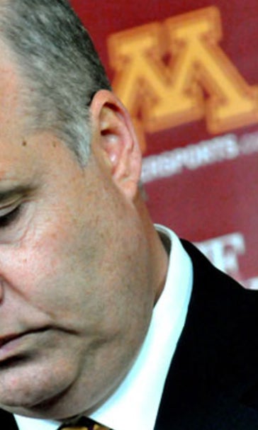 University says ex-Minnesota athletic director didn't disclose issue
